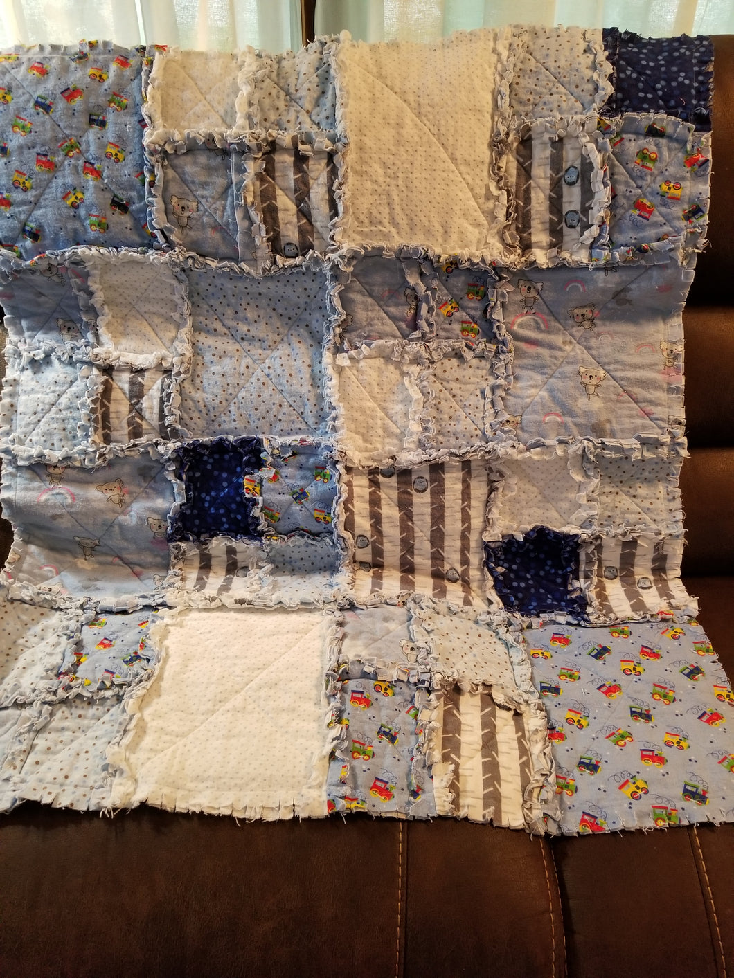 Quilt Crib blue