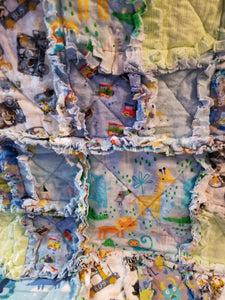 Quilt Crib blue