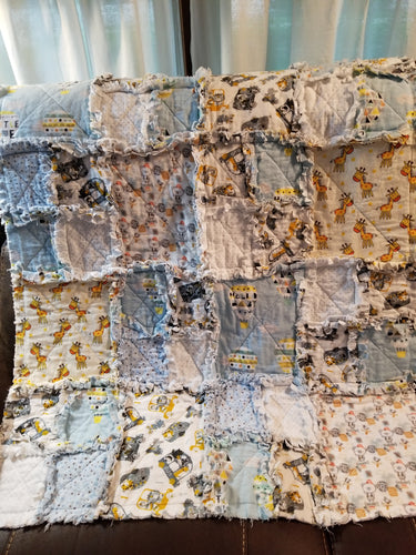 Quilt Crib blue
