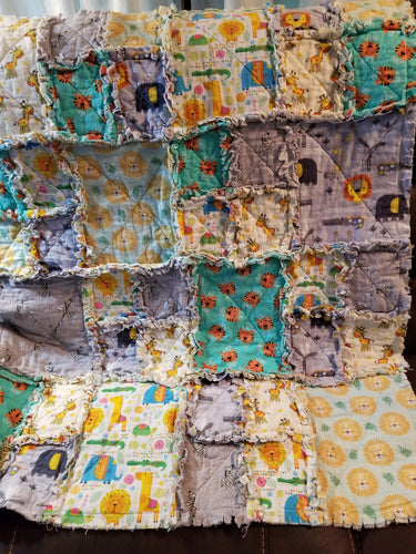 Quilt Crib Animals
