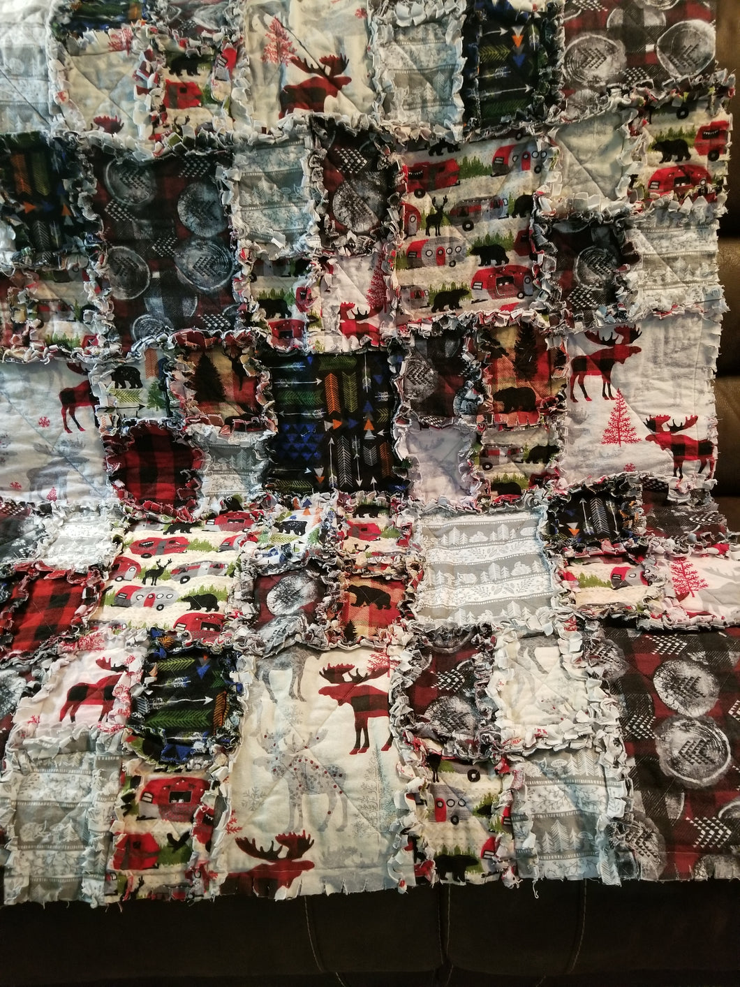 Small Quilt - Camping - lap size