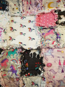 Quilt Small - Unicorn - lap size