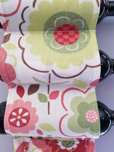 Wine Holder - Flowers, green, burgundy