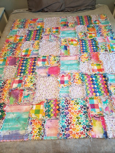 Quilt Medium - Hearts