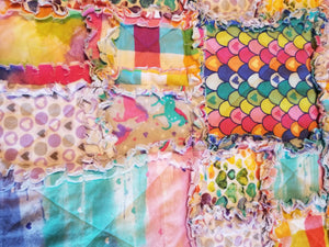 Quilt Medium - Hearts