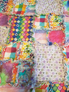Quilt Medium - Hearts