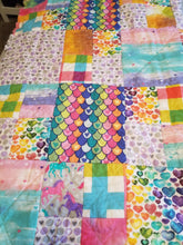 Quilt Medium - Hearts