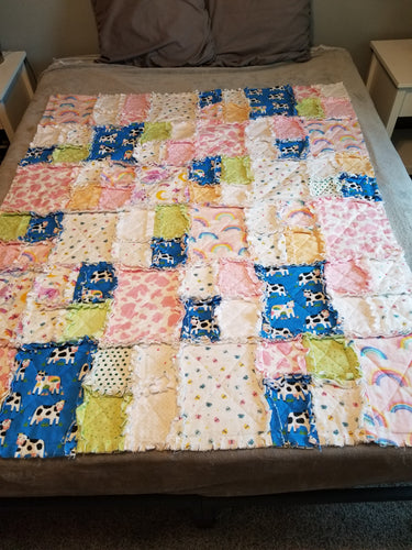 Quilt Medium - Cows