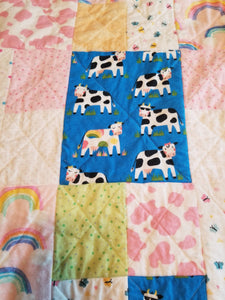 Quilt Medium - Cows