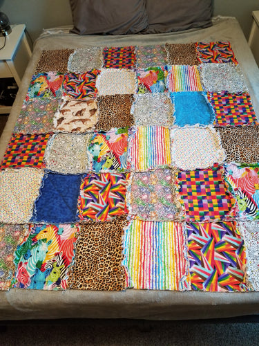 Quilt Medium - Safari