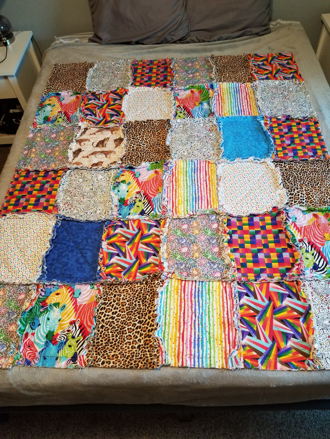 Quilt Medium - Safari