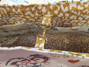 Large Tote bag - Dog with glasses/Gold inside