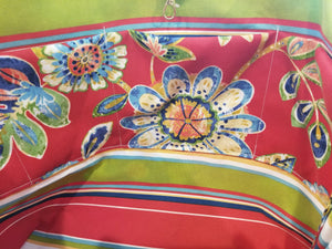 Medium Tote - Red flowers/striped inside