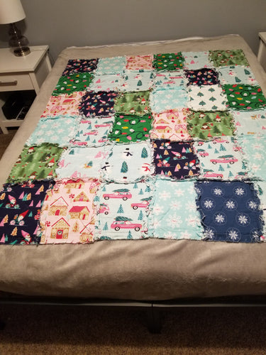 Quilt Medium - Christmas, gnomes