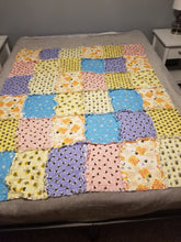 Quilt Medium - Bees