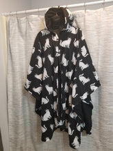 Poncho - Black with white cat