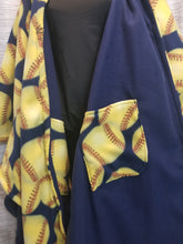 Poncho - Softballs/Navy inside
