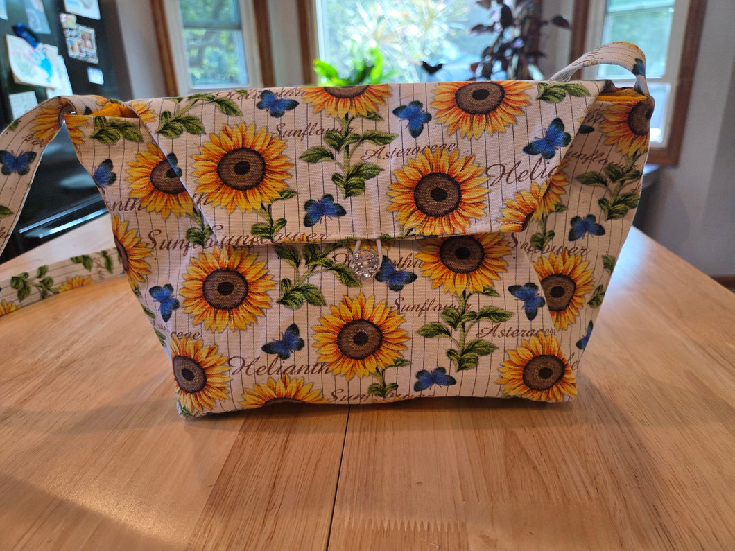 Purse - Daisy with cross body strap