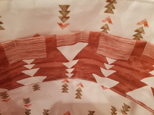 Medium Tote - Rust Triangle/White with triangle