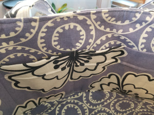 Medium Tote bag - Large purple flowers/purple geometric inside
