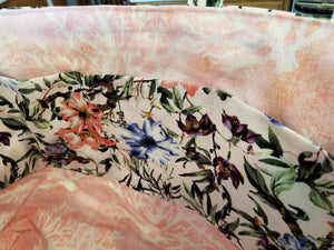 Medium Tote bag - Flowers pink, purple, blue/pink trees inside