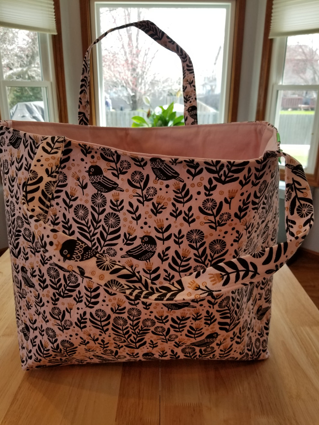 Medium Tote bag - pink birds/pink inside
