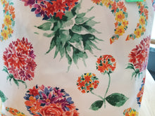 Medium Tote bag - Bright flowers/yellow inside.