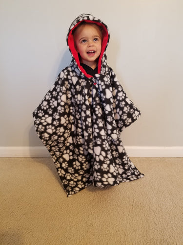 Poncho - Small, Dog paws/red inside